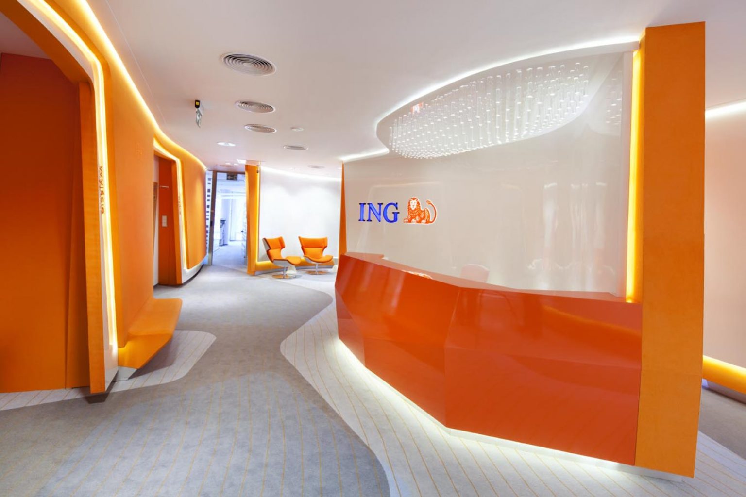 ING Bank Śląski история, услуги, переводы, контакты